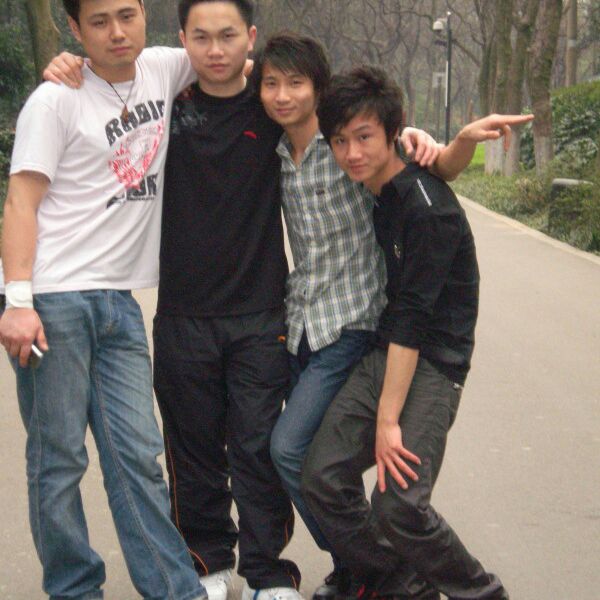 泪三年 - 唱吧,最时尚的手机ktv