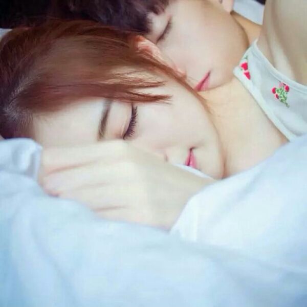 一个像夏天一个像秋天 - 唱吧,最时尚的手机ktv