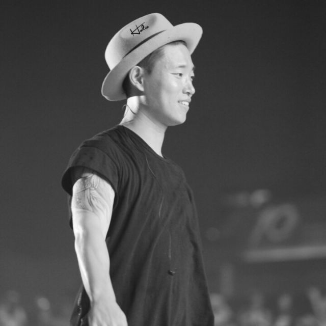 不能分手的女人,不能离开的男人-leessang - 唱吧,最时尚的手机ktv