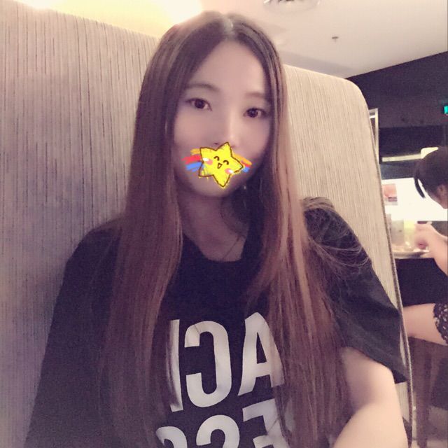 萧莫璃