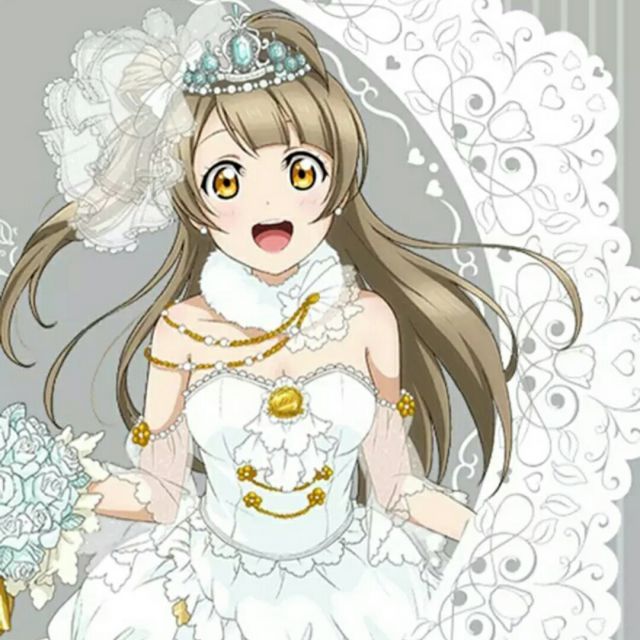 尹七七