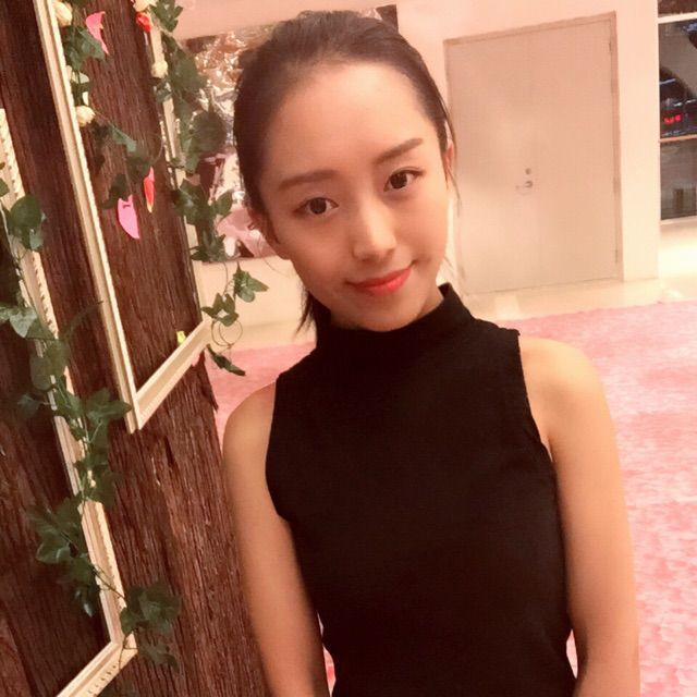 次旦央吉sophietb的作品