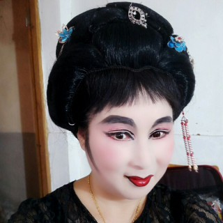 玉卿嫂&middot;手浸水中知水温(越剧)