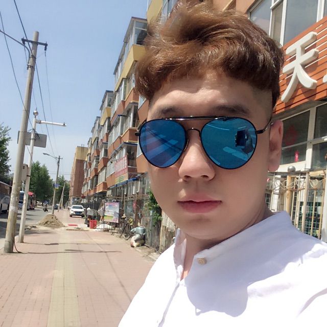 全世界都在说东北话 - 都说刘爷是好小伙 唱吧,听见歌声遇见你