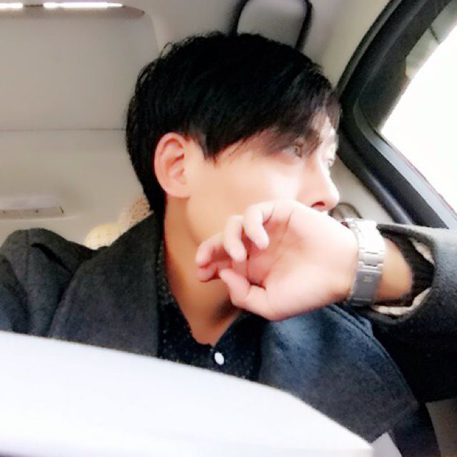 爱我的人和我爱的人 - 文小山 唱吧,玩音乐,就上唱吧!