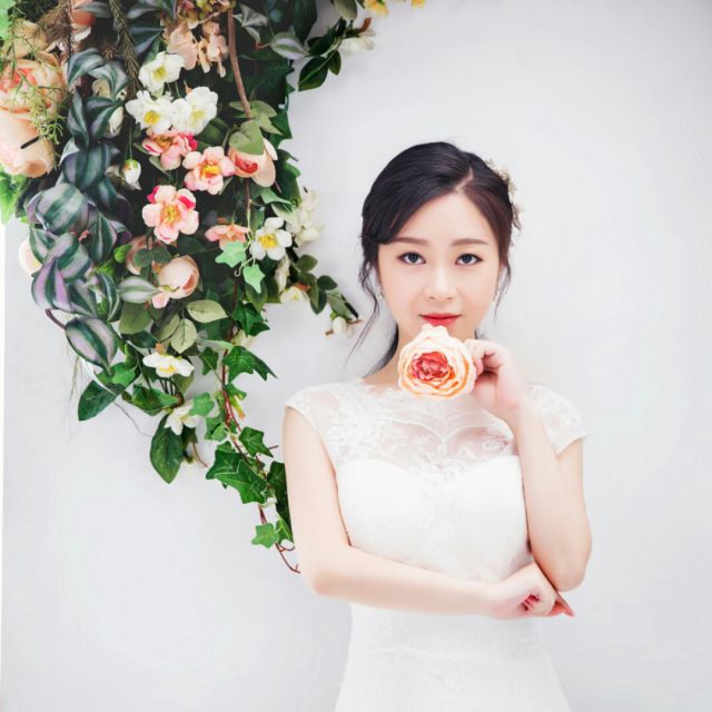 月牙湾 - 龚艺羚anna 唱吧,听见歌声遇见你