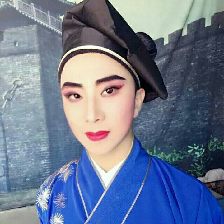 唯盼芳魂入梦乡【原版伴奏】