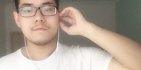 扫描二维码,可以马上找到歌曲进行评论互动哦~              李向北