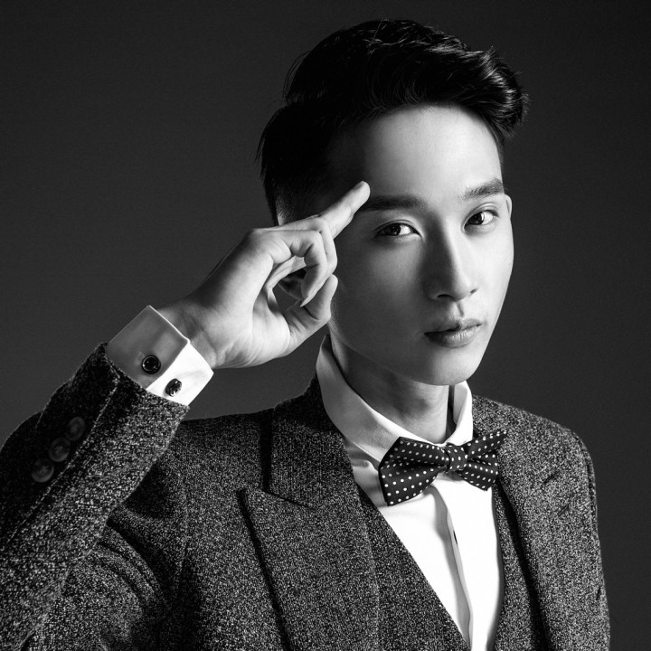 家在东北 - 笑傲江湖跟头哥小新 唱吧,听见歌声遇见你