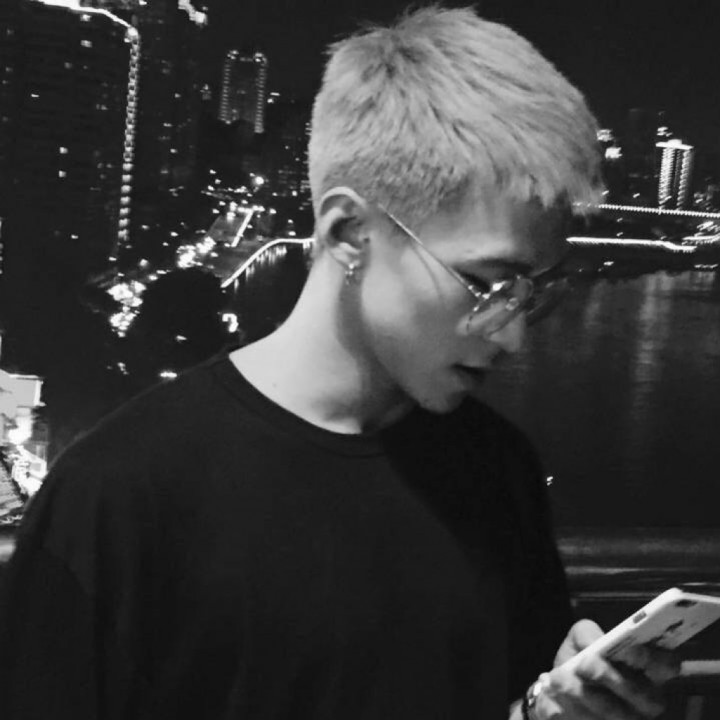 我有孤独和烈酒【mc魏小然】