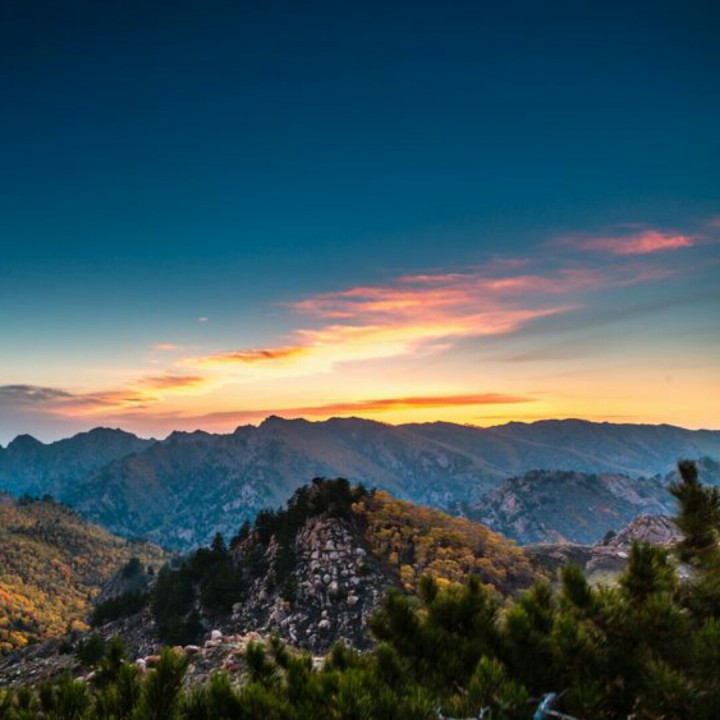 内蒙古莫尼山照片图片