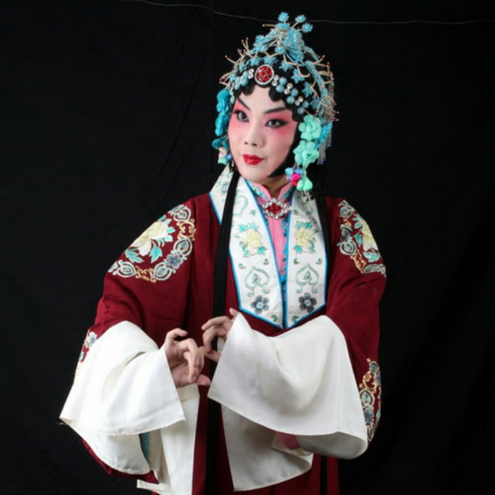 京剧 穆桂英挂帅 小儿女探军情尚无音信